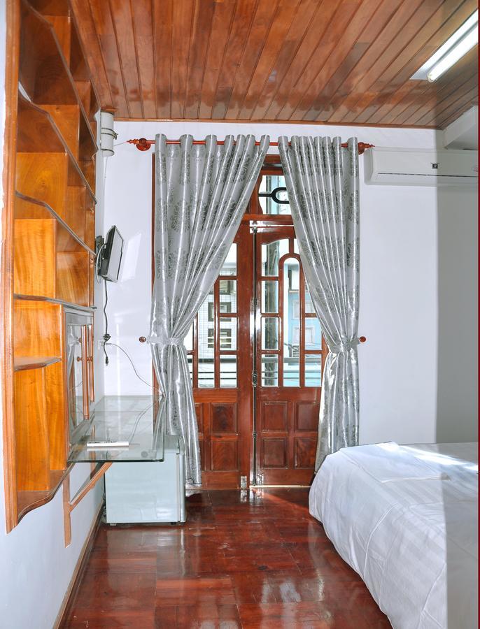 Ngoc Tung Mini Hotel フエ エクステリア 写真
